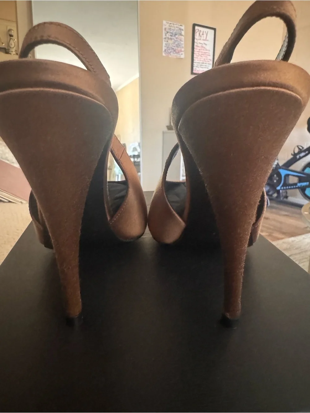 Saint Laurent Bronze Brown Pointed Toe Slingback Pumps - Picture 6 of 12